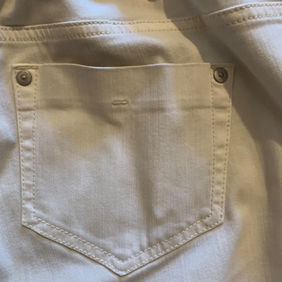 J.jill denim  authentic fit slim‎ ankle  cream /tan jeans. Worn 3x - Picture 4 of 6